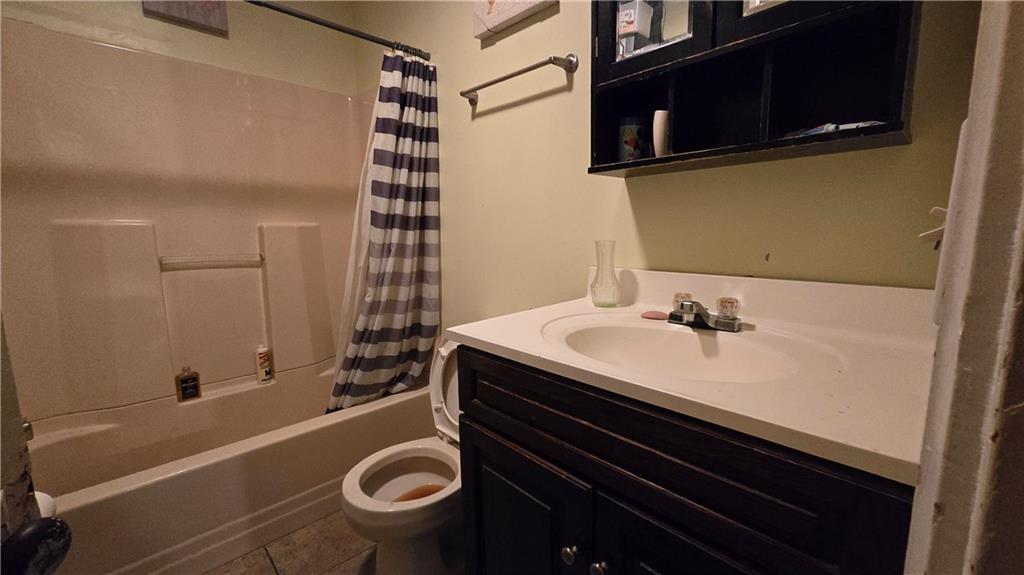 338 Ellsworth Street Sharon, PA 16146 - Photo 7 of 29