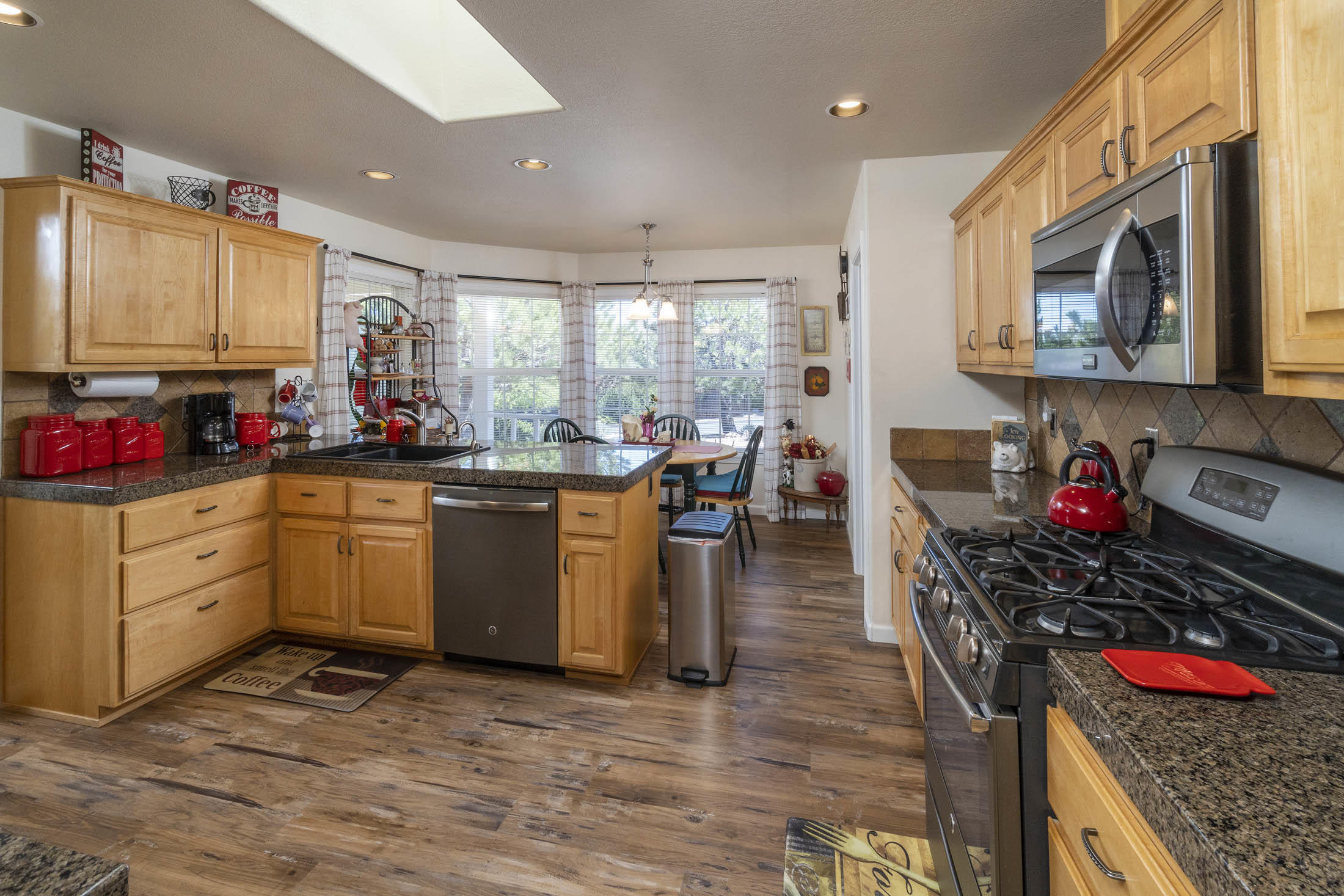61105 Ladera Road Bend, OR 97702 - Photo 16 of 24 61105 Ladera Rd_0108 copy