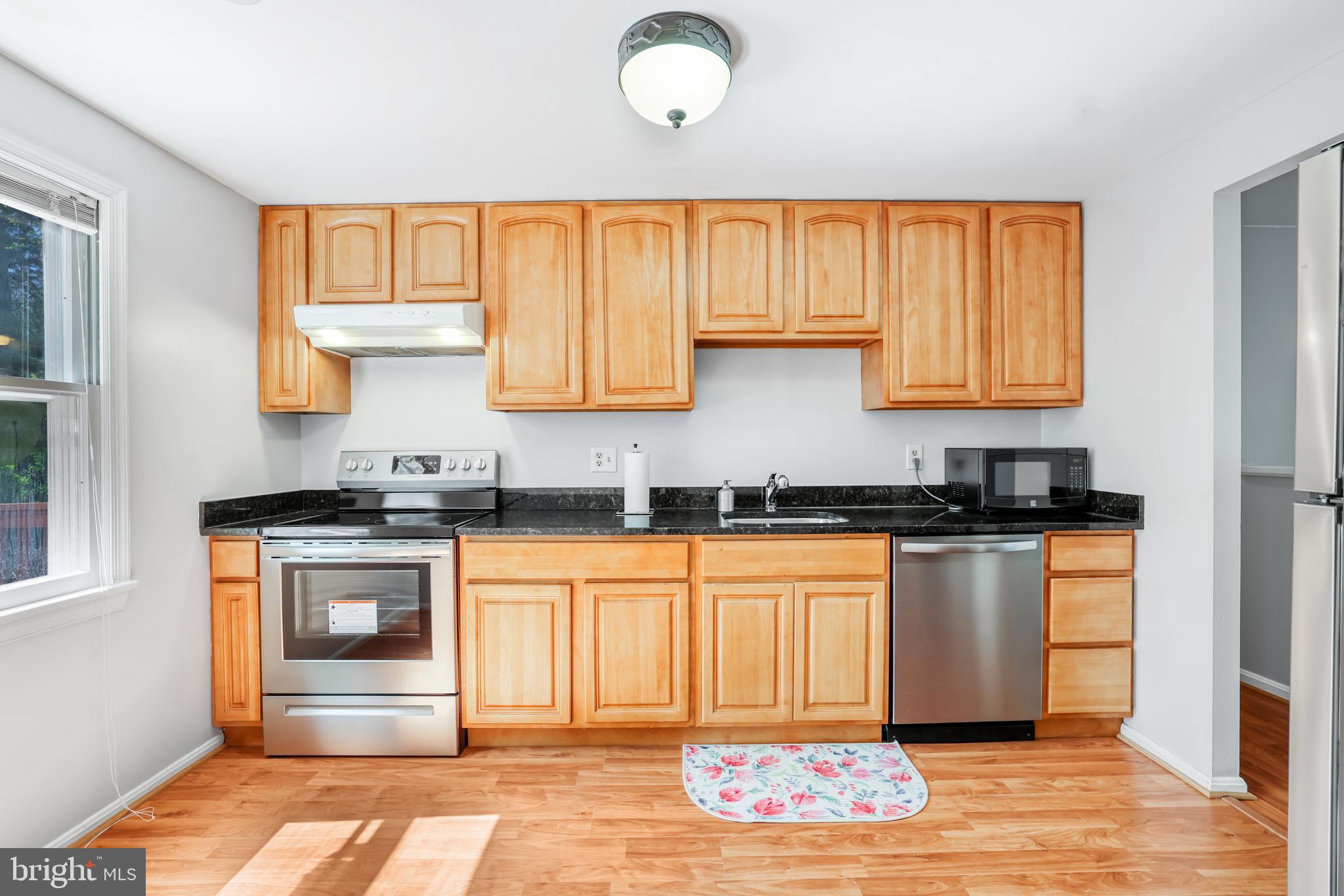 12623 Pinecrest Road Herndon, VA 20171 - Photo 19 of 57