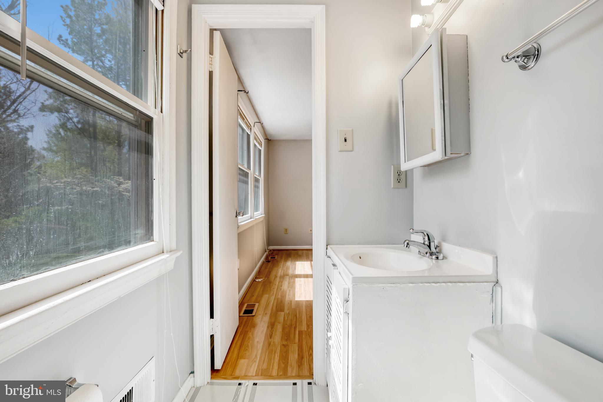 12623 Pinecrest Road Herndon, VA 20171 - Photo 32 of 57