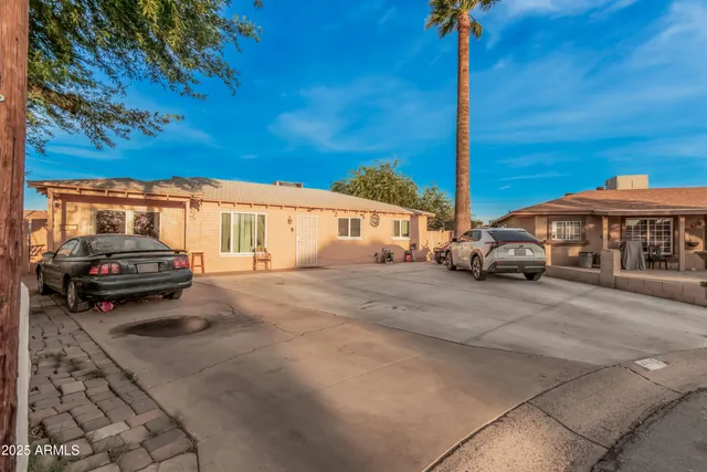 $349,900 | 4915 West Montecito Avenue, Phoenix, AZ 85031