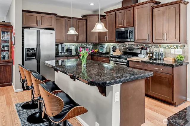 $1,229,000 | 1232 Salish Avenue Southeast, North Bend, WA 98045