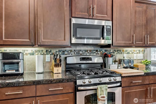 $1,229,000 | 1232 Salish Avenue Southeast, North Bend, WA 98045