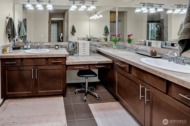 $1,229,000 | 1232 Salish Avenue Southeast, North Bend, WA 98045