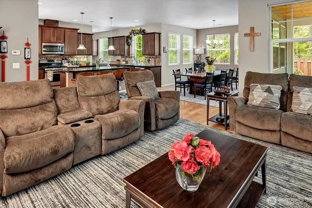 $1,229,000 | 1232 Salish Avenue Southeast, North Bend, WA 98045