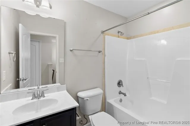 $290,000 | 617 Collinwood Drive, Raeford, NC 28376