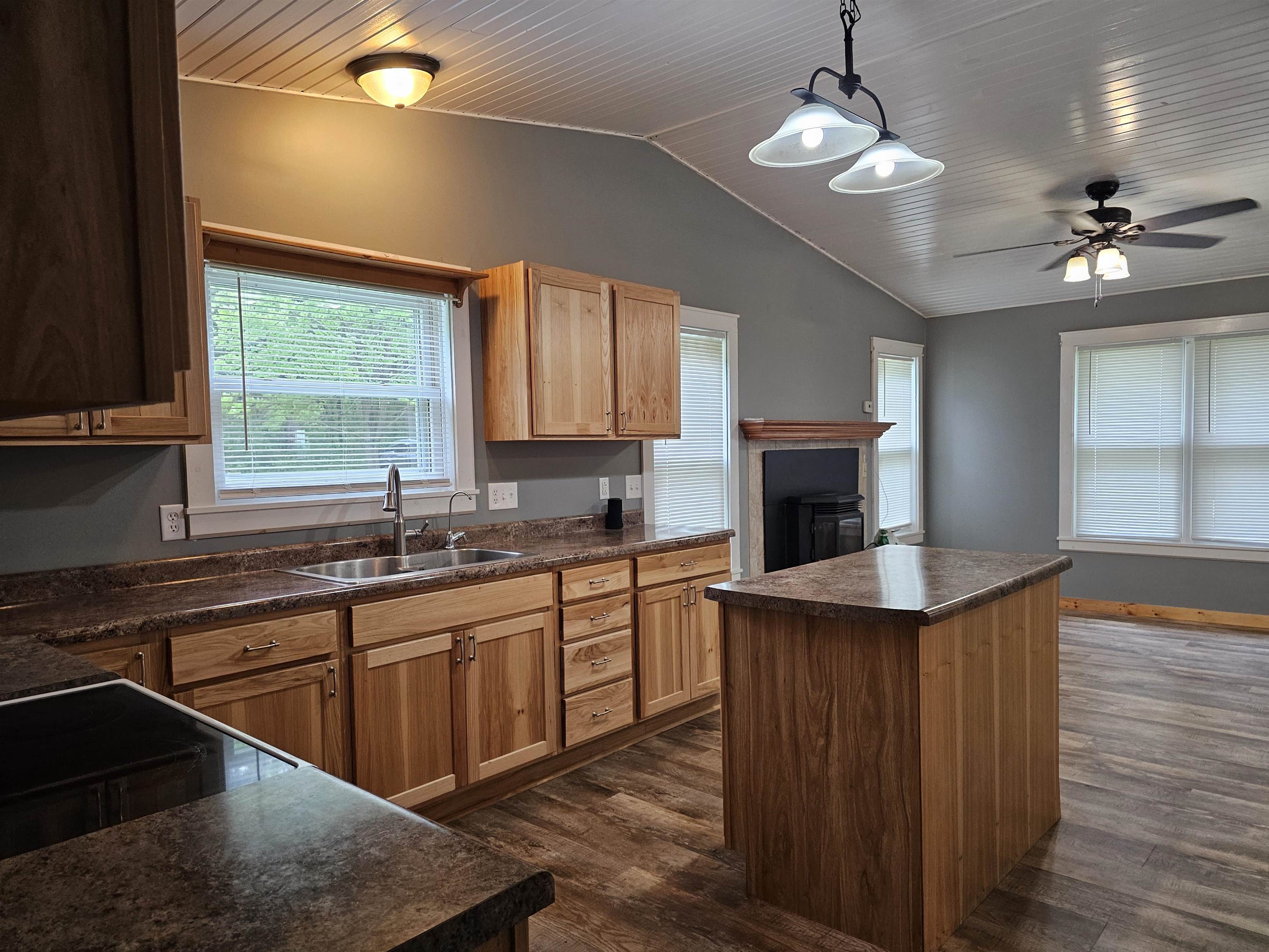 E5897 North Shore Road Weyauwega, WI 54983 - Photo 11 of 29