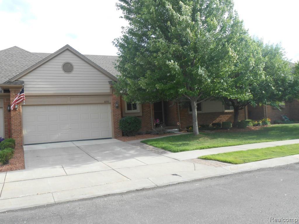 16710 Country Ridge Lane Macomb, MI 48044 - Photo 2 of 24 DSCN0756.jpg