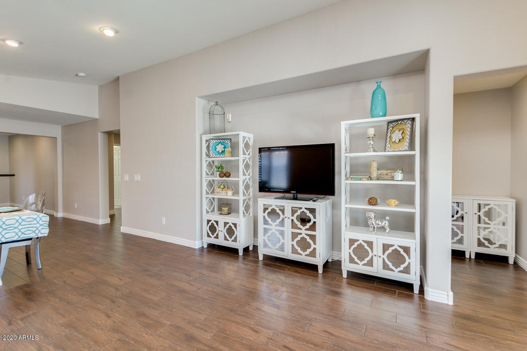 2241 East Stacey Road Gilbert, AZ 85298 - Photo 9 of 46 09-Stacey