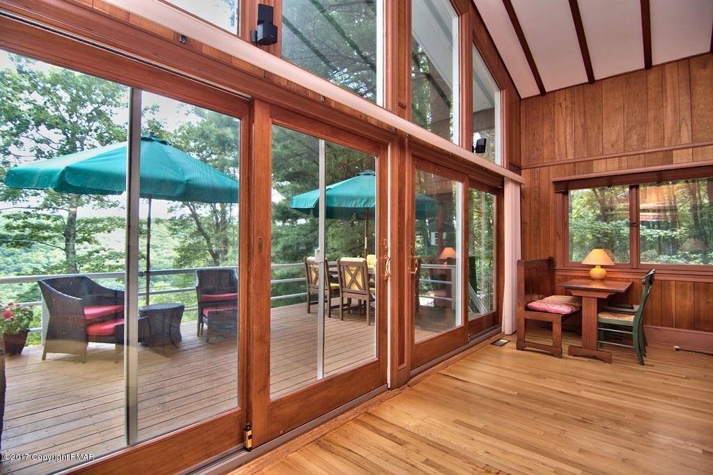 342 Summit Road Swiftwater, PA 18370 - Photo 13 of 53 a indoor view