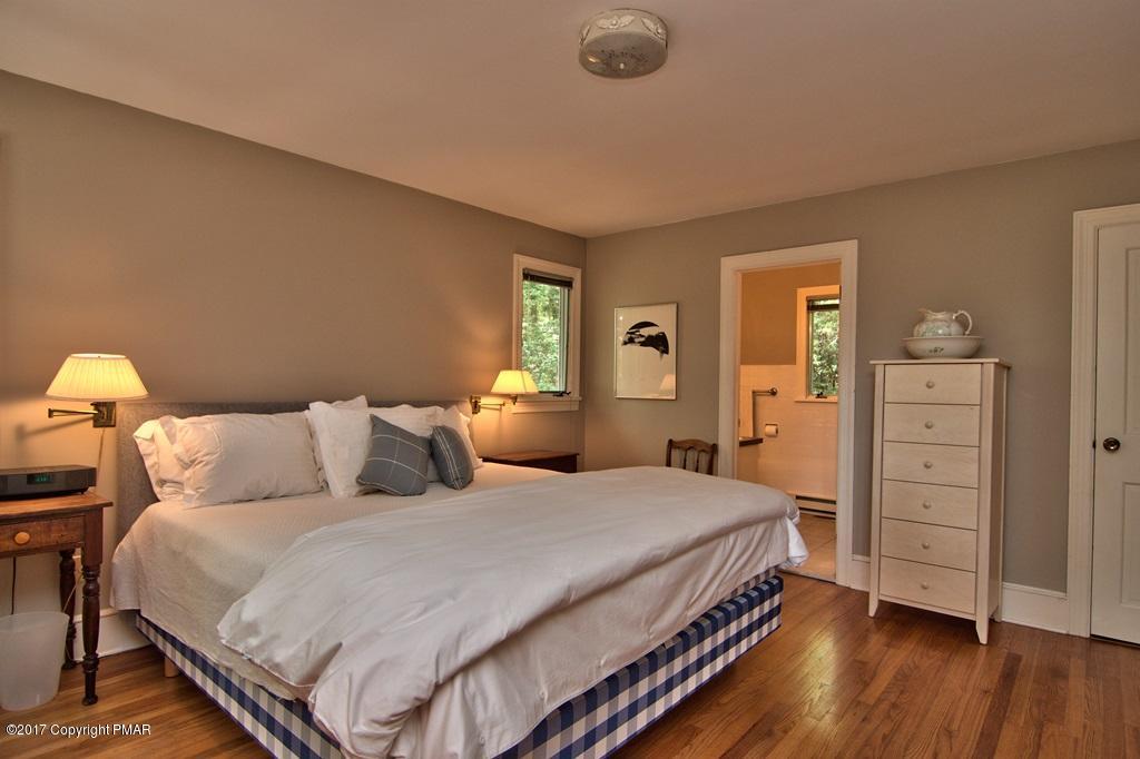 342 Summit Road Swiftwater, PA 18370 - Photo 28 of 53 a bedroom with a bed and dresser