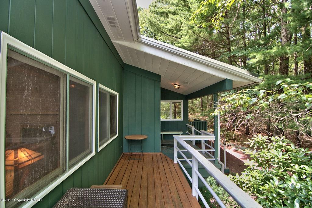 342 Summit Road Swiftwater, PA 18370 - Photo 7 of 53 a view of outdoor space and deck