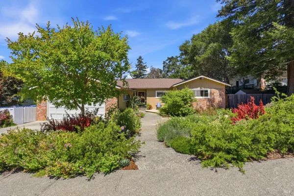 $1,299,000 | 3 Tilden Drive, Novato, CA 94947
