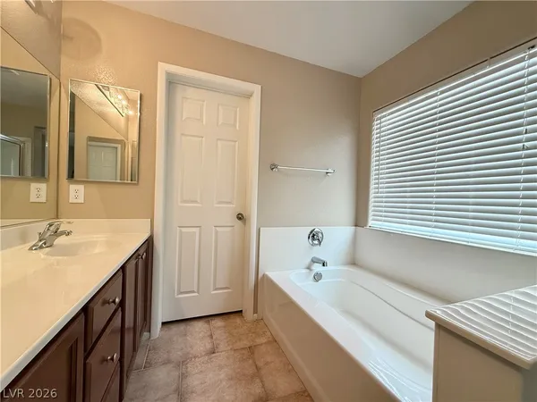 $2,200 | 9070 Vintage Wine Avenue, Las Vegas, NV 89148