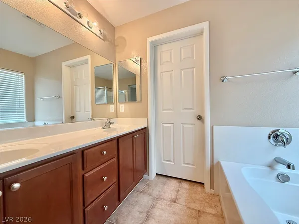 $2,200 | 9070 Vintage Wine Avenue, Las Vegas, NV 89148