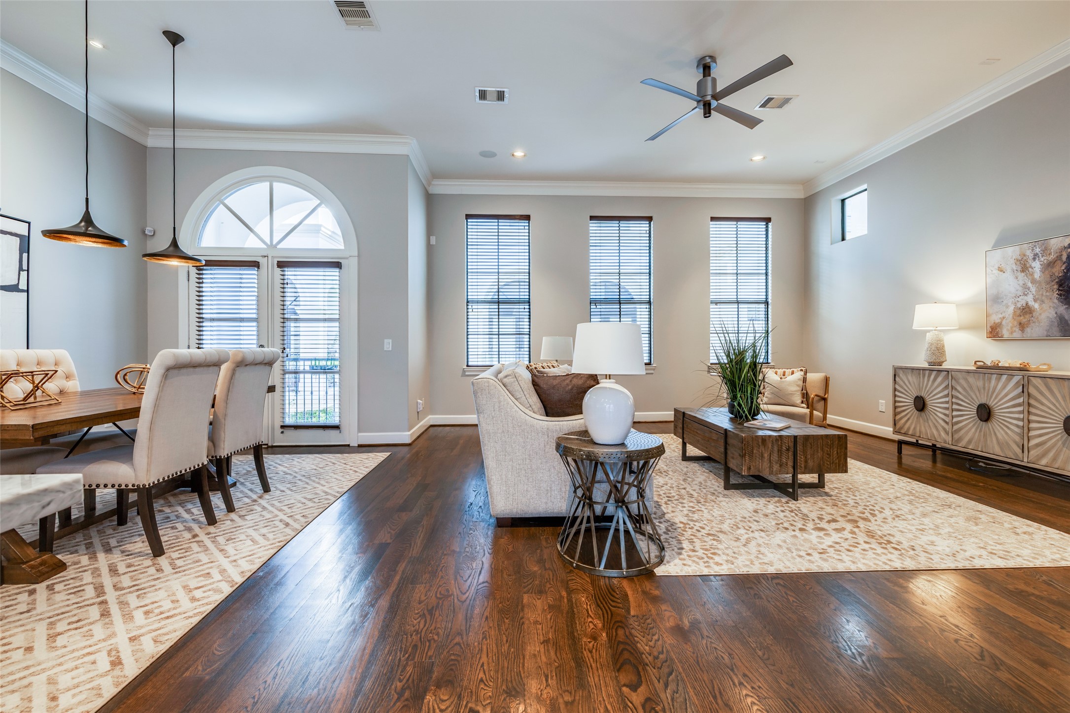 604 Knox Street Houston, TX 77007 - Photo 42 of 42 This spacious living area features an open floor plan with rich hardwood floors and abundant natural light.