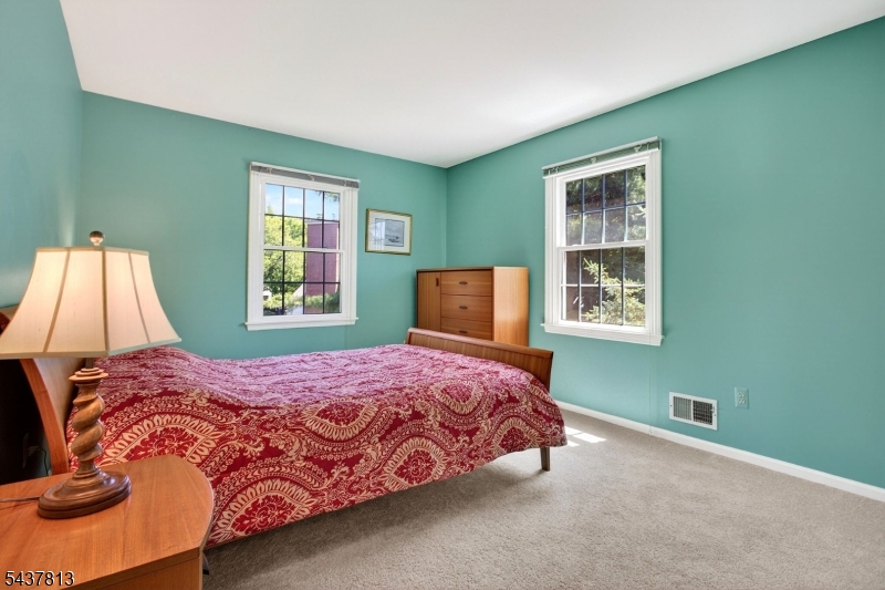 15 Hampton Court Bernards, NJ 07920 - Photo 23 of 45