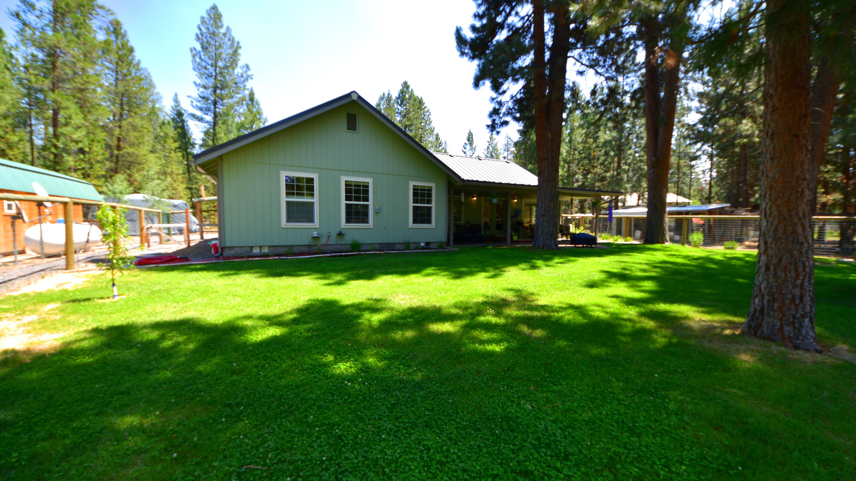 52701 Ammon Road La Pine, OR 97739 - Photo 32 of 39 DSC_6884