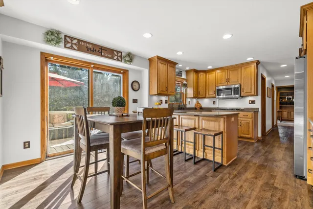 $539,900 | 6500 Jessica Turn, Caledonia, WI 53402