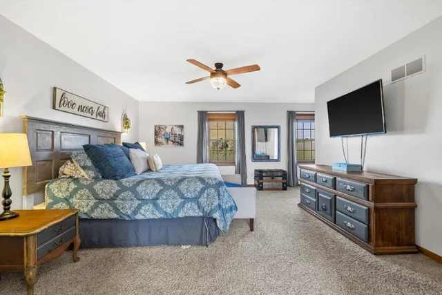 $539,900 | 6500 Jessica Turn, Caledonia, WI 53402