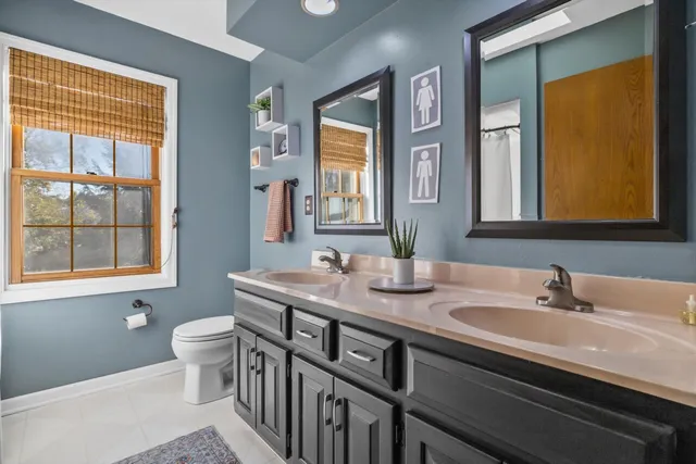 $539,900 | 6500 Jessica Turn, Caledonia, WI 53402