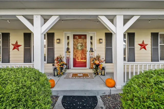 $539,900 | 6500 Jessica Turn, Caledonia, WI 53402