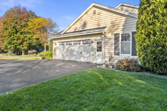 $539,900 | 6500 Jessica Turn, Caledonia, WI 53402