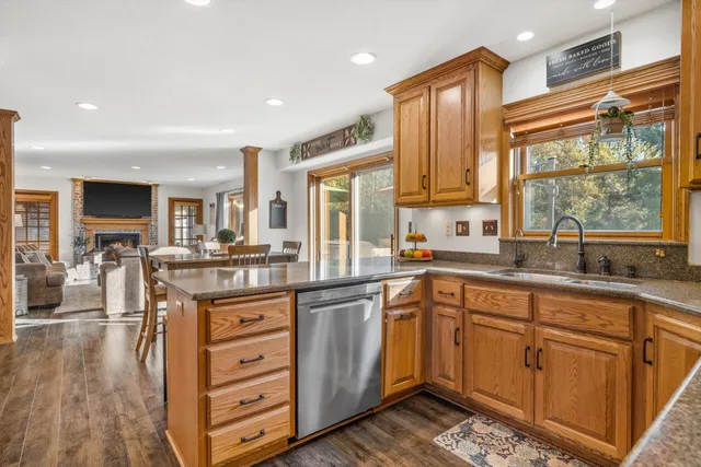 $539,900 | 6500 Jessica Turn, Caledonia, WI 53402