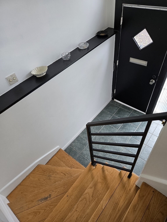 30 Leighton Road Boston, MA 02136 - Photo 5 of 38 a view of entryway