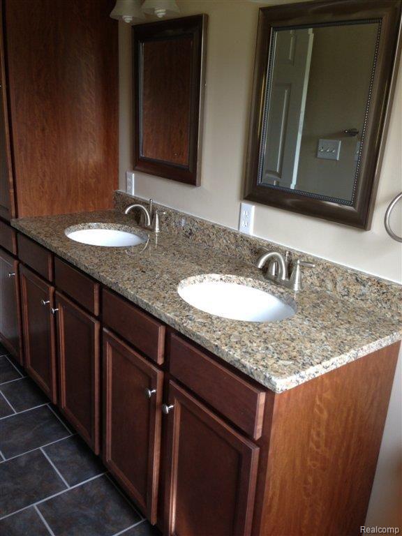 2122 Argentine Road Howell, MI 48855 - Photo 11 of 13 BATH