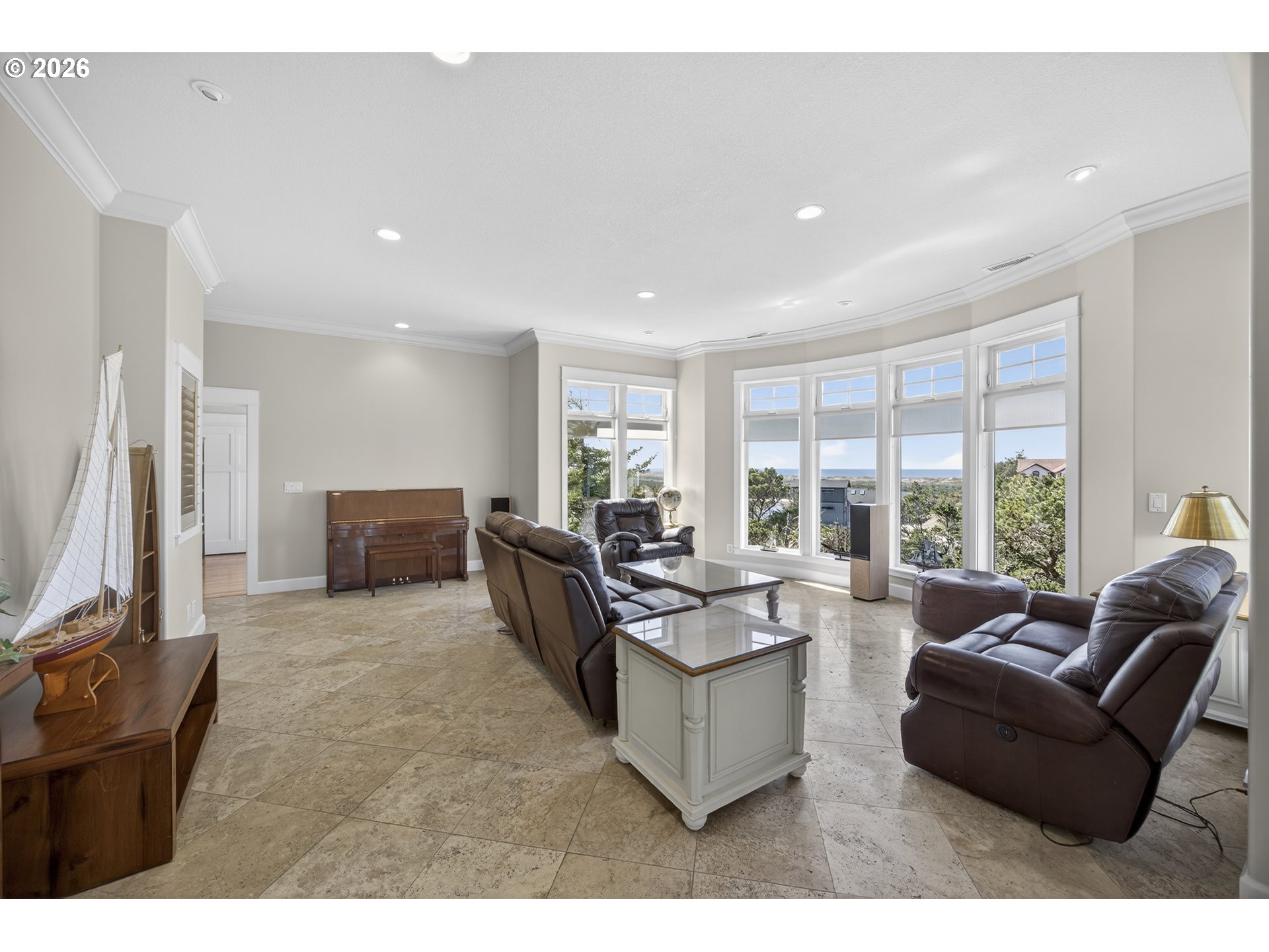 84 Sailors Ravine Court Florence, OR 97439 - Photo 9 of 46