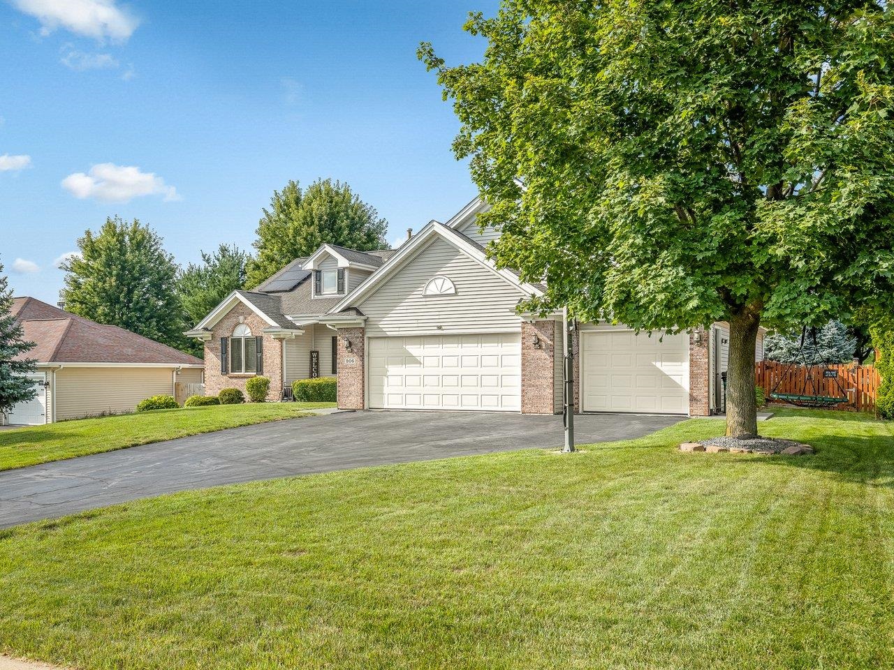 206 Starfire Road Poplar Grove, IL 61065 - Photo 3 of 55 Gallery Image 3