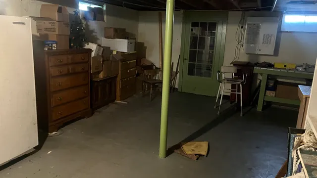 a view of walk in closet