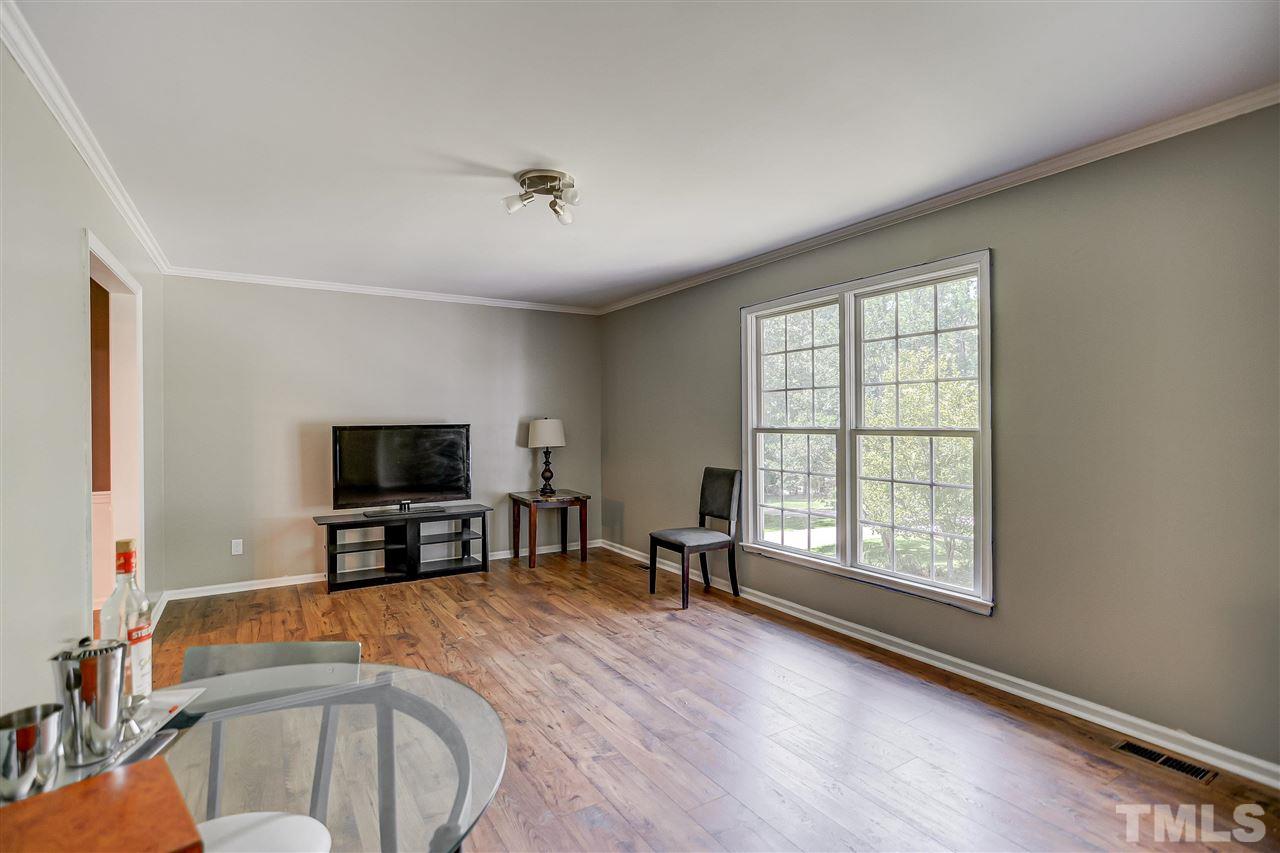 5413 Live Oak Trail Raleigh, NC 27613 - Photo 3 of 20
