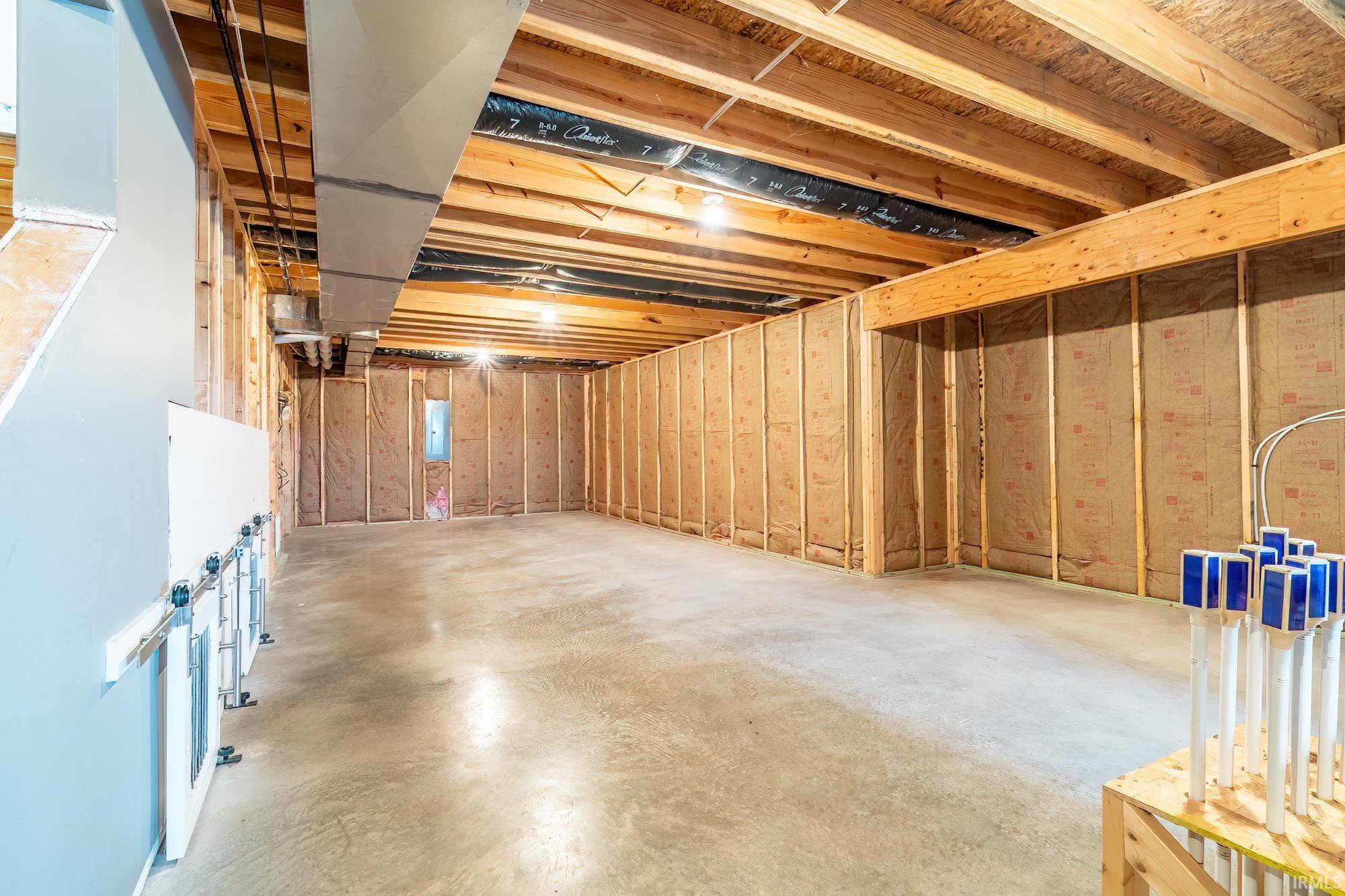 14277 Aboite Road Roanoke, IN 46783 - Photo 13 of 36