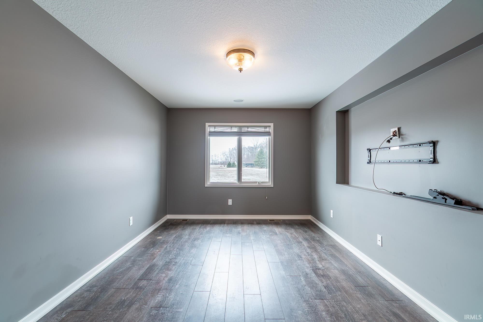 14277 Aboite Road Roanoke, IN 46783 - Photo 17 of 36