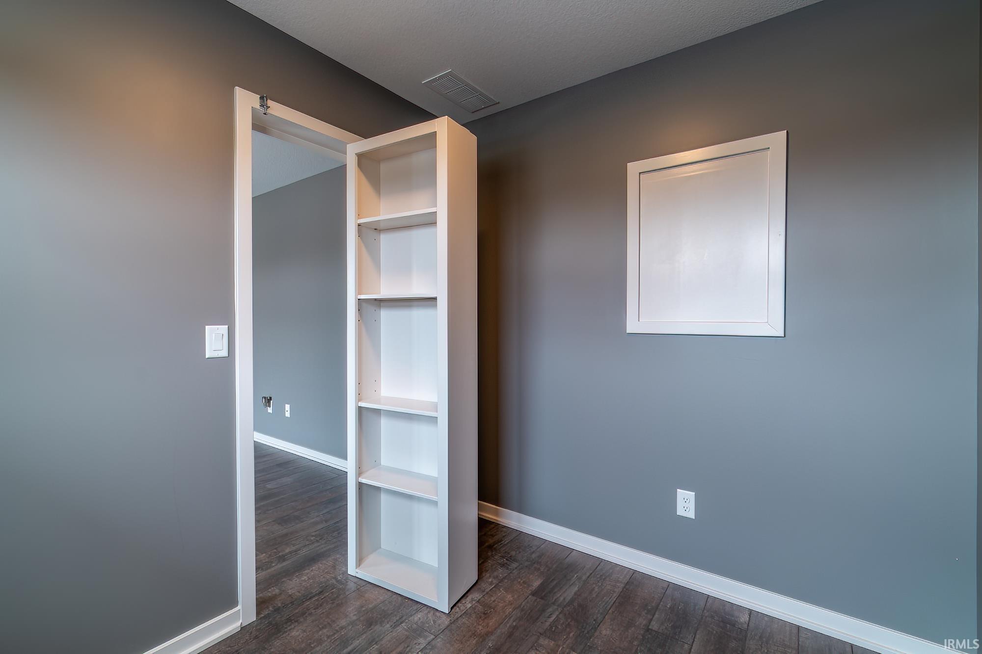 14277 Aboite Road Roanoke, IN 46783 - Photo 22 of 36