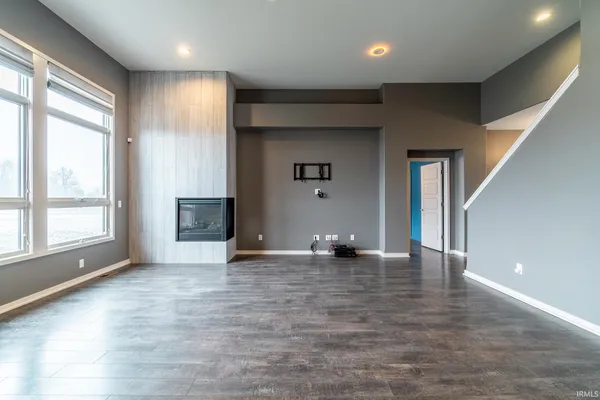 $849,900 | 14277 Aboite Road, Roanoke, IN 46783