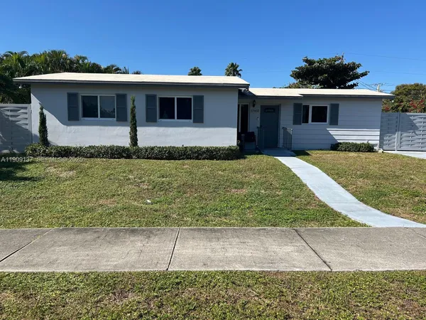 $850,000 | 17902 Northwest 81st Court, Hialeah, FL 33015