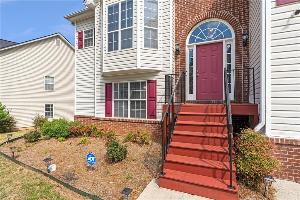 3636 Perry Pointe Austell, GA 30106 - Photo 2 of 40