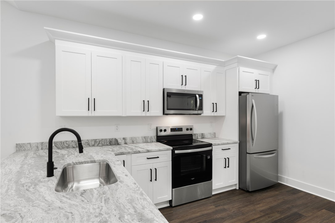 306 Hickory Trail Westminster, SC 29693 - Photo 10 of 33