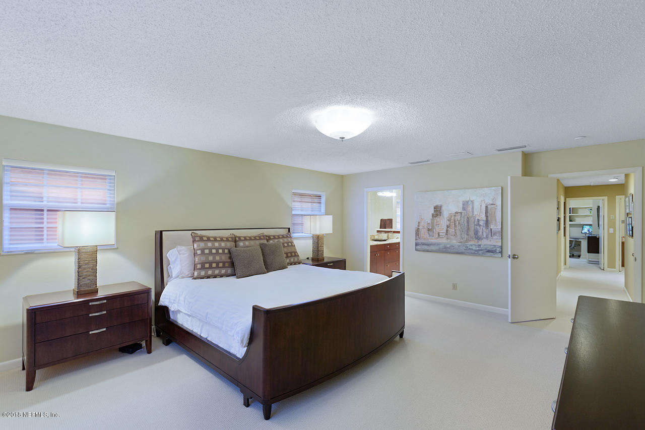 9548 Waterford Road Jacksonville, FL 32257 - Photo 16 of 34 Owner's Suite