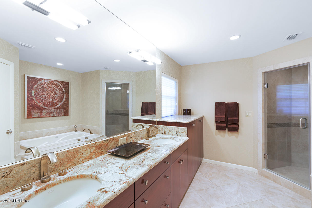 9548 Waterford Road Jacksonville, FL 32257 - Photo 18 of 34 Owner's Bath