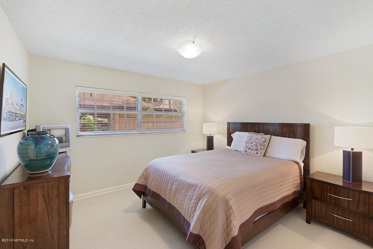 9548 Waterford Road Jacksonville, FL 32257 - Photo 28 of 34 Bedroom 5