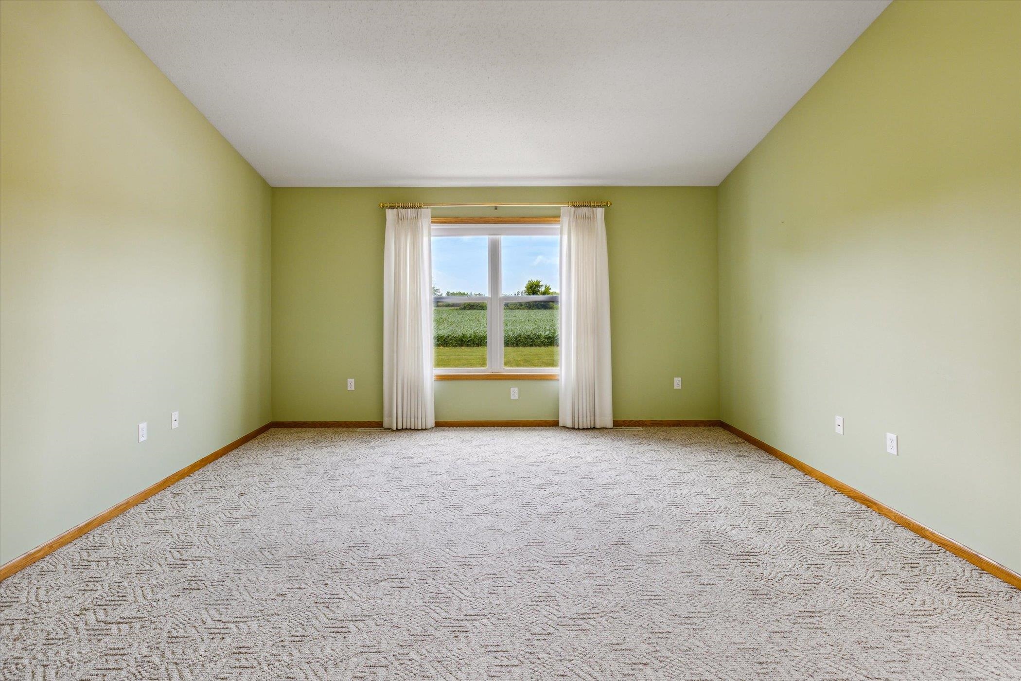 576 West Ridge Road Essexville, MI 48732 - Photo 4 of 58