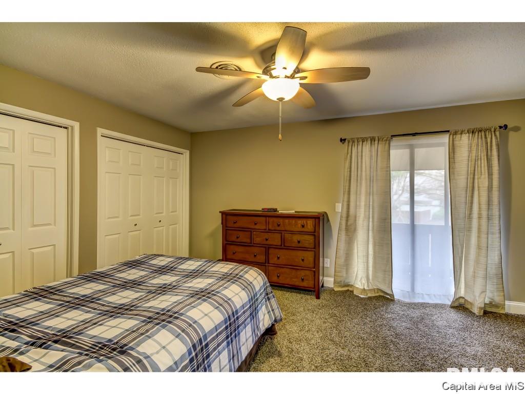 15 Country Place Springfield, IL 62703 - Photo 11 of 33