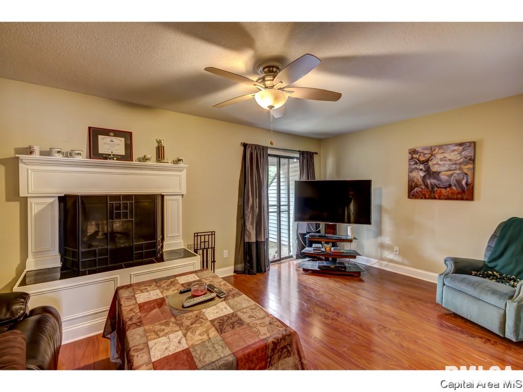15 Country Place Springfield, IL 62703 - Photo 13 of 33