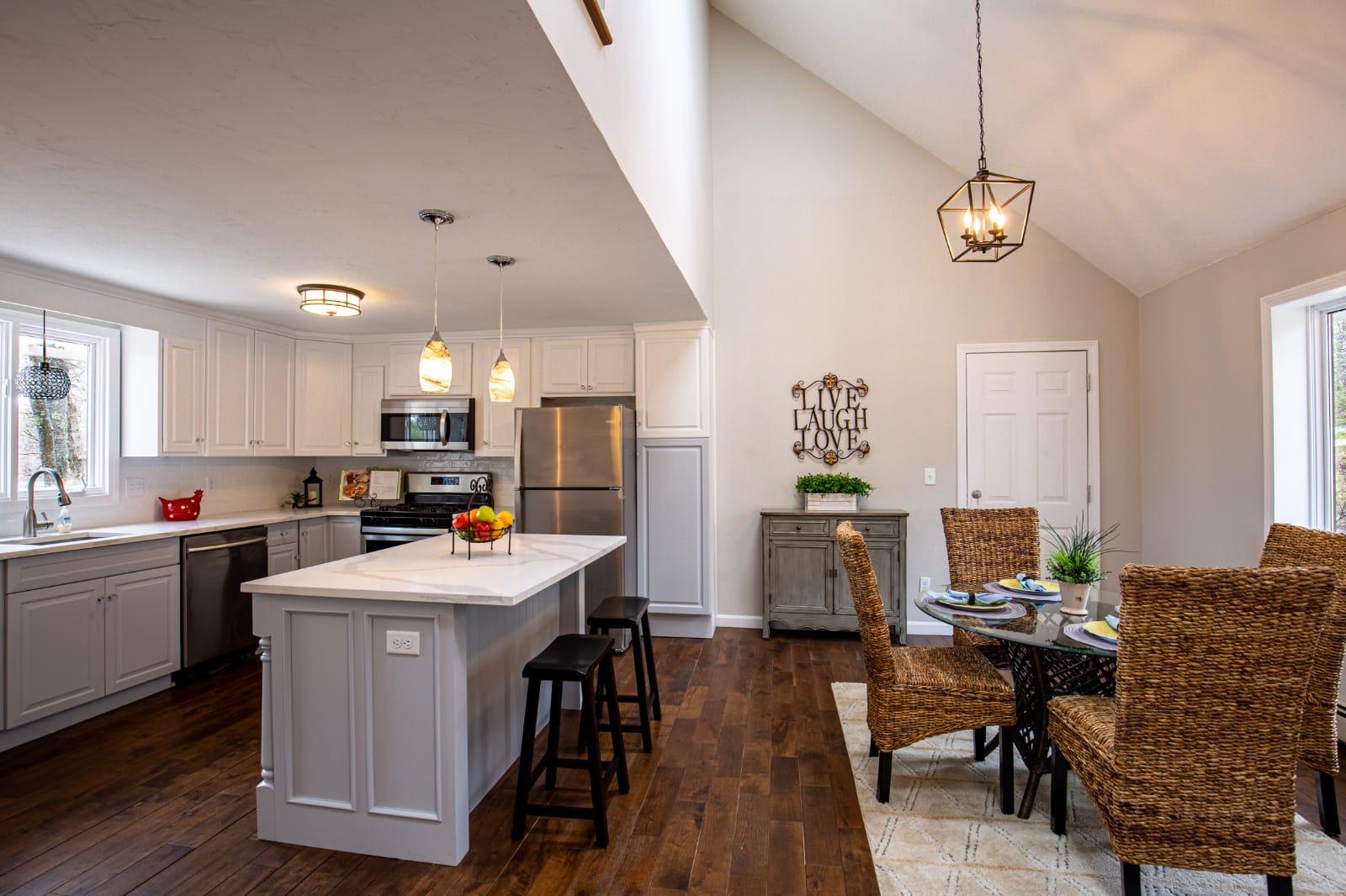 83 Snake Pond Road Forestdale, MA 02644 - Photo 6 of 45 18d00bda-91b7-43e8-941a-0a53e0288047