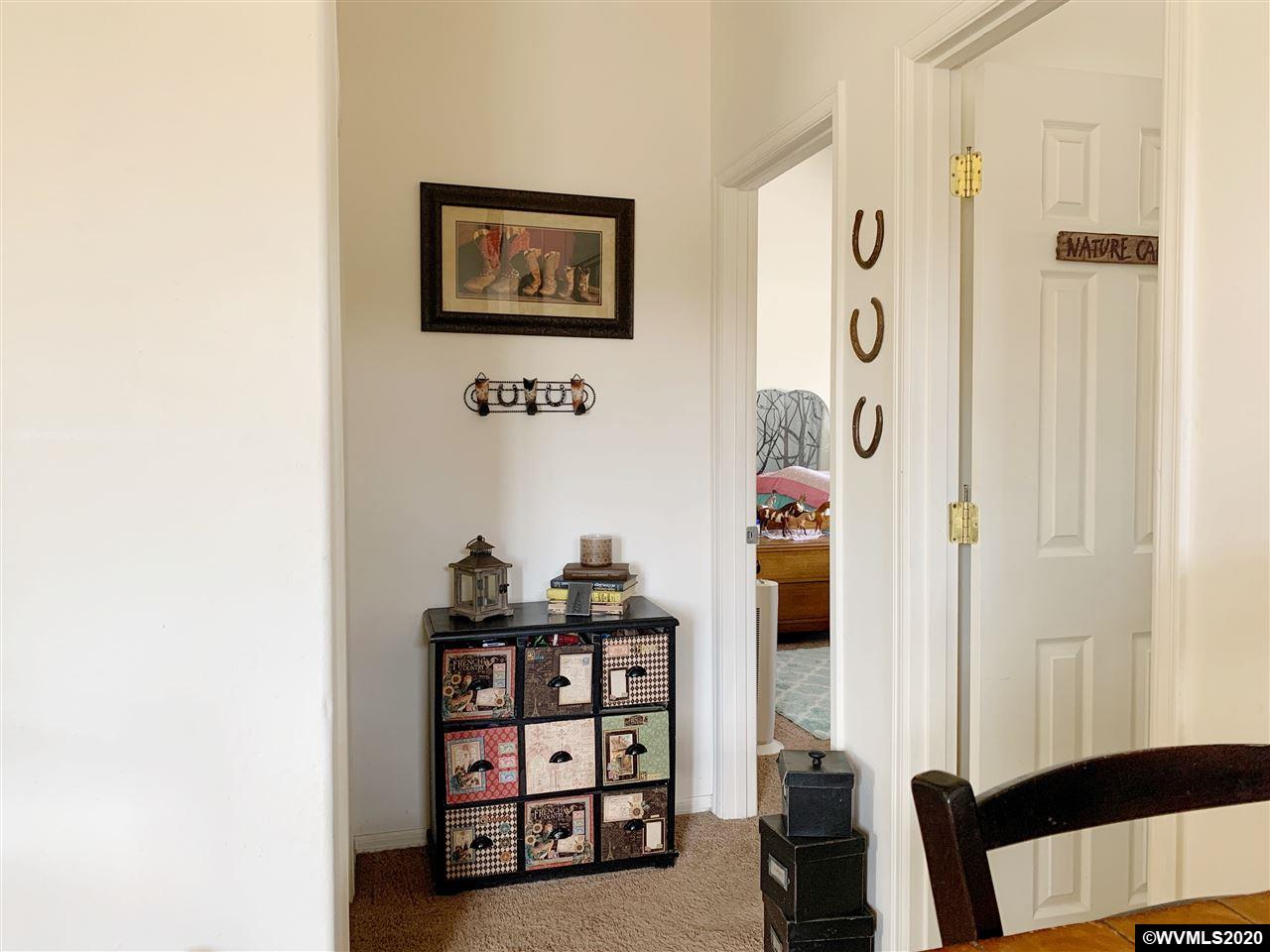 163 Southwest Jasper Street Dallas, OR 97338 - Photo 16 of 31 Gallery Image 16
