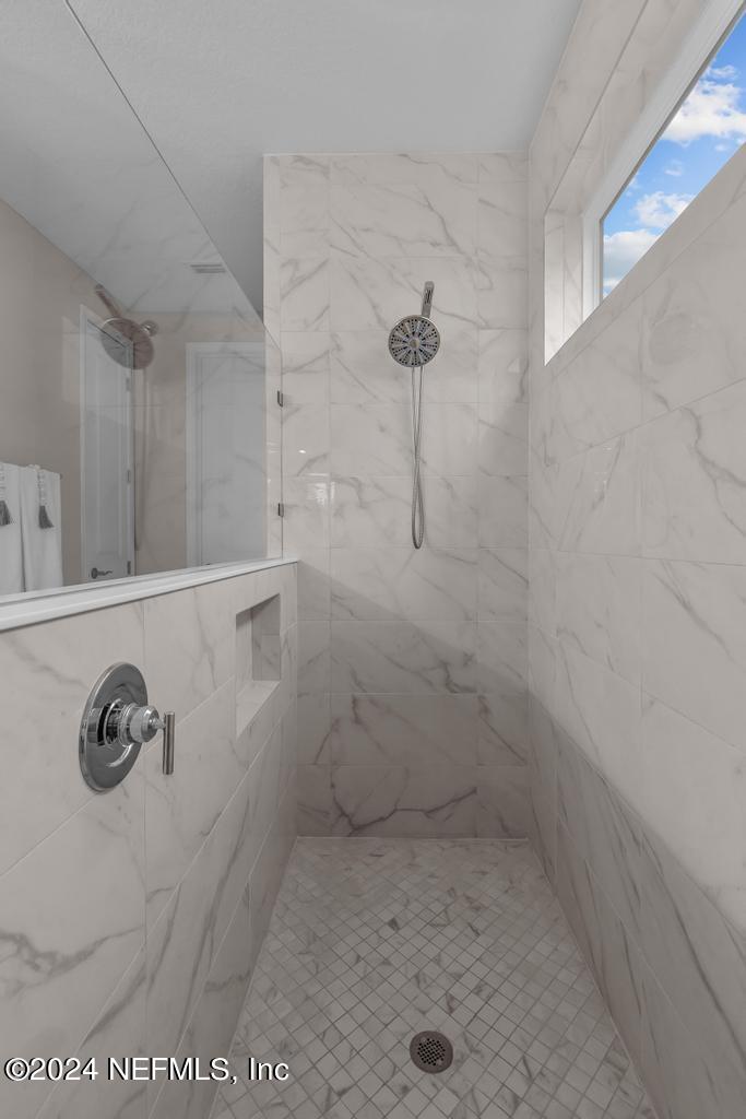 11232 Bright Path Jacksonville, FL 32256 - Photo 35 of 78 Shower-3